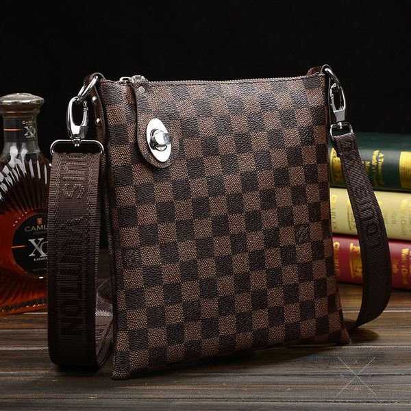 Красивая мужская сумка LOUIS VUITTON. Высокое качество. КЕ223