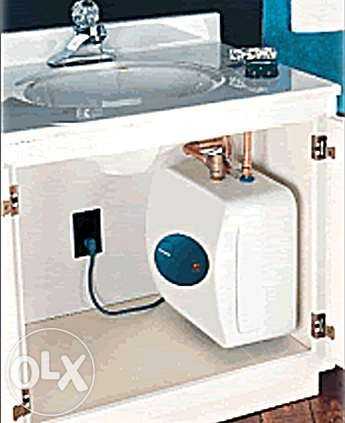 Продам водонагреватель Ariston TI SHAPE 15 OR